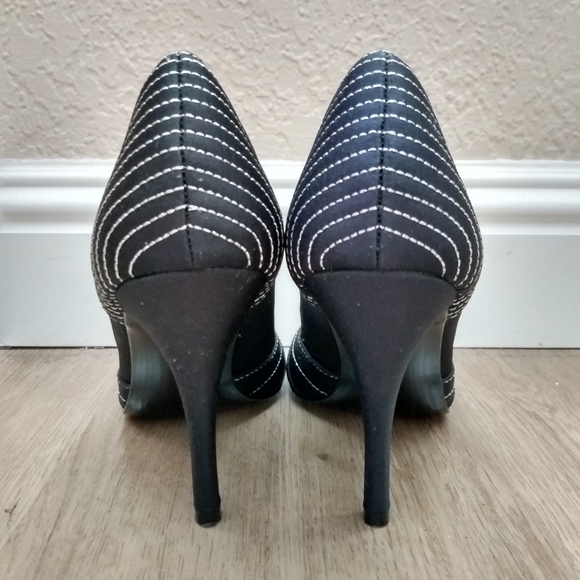 Calvin Klein Peep Toe Heels - Picture 3 of 7